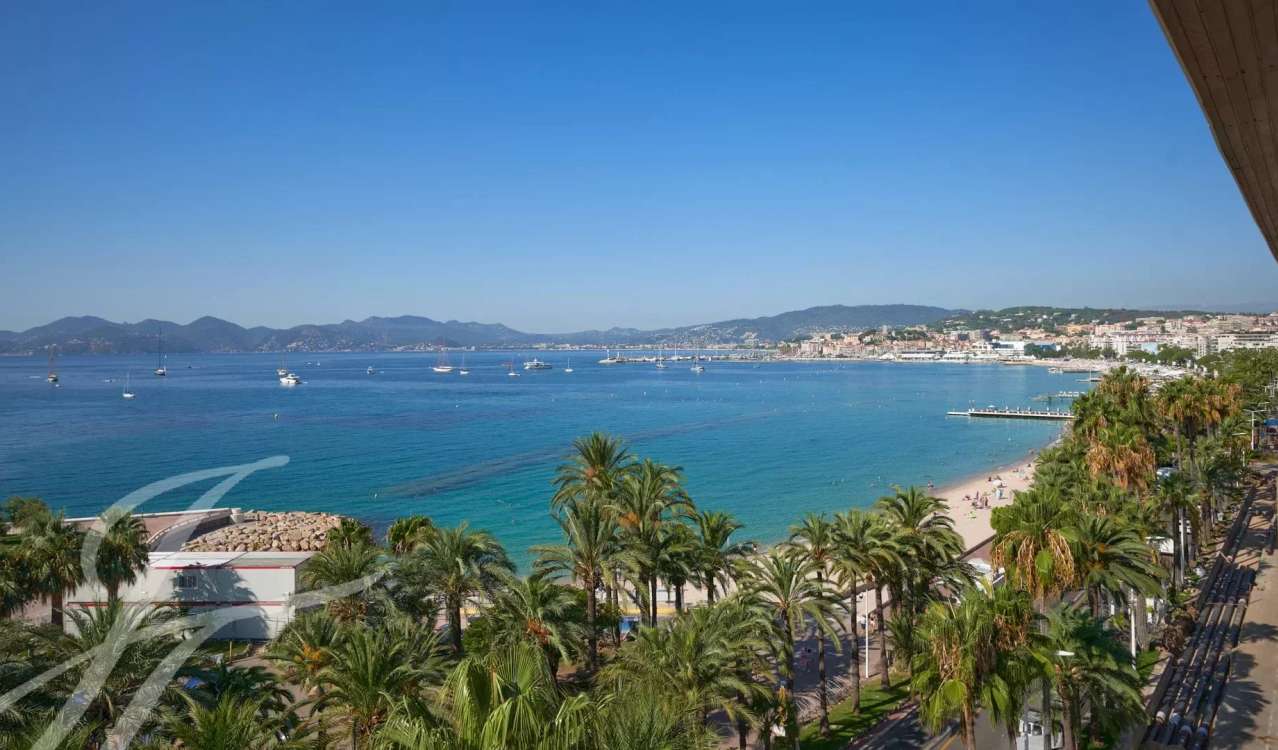 Vente Appartement 88m² 3 Pièces à Cannes (06400) - Agence John Taylor