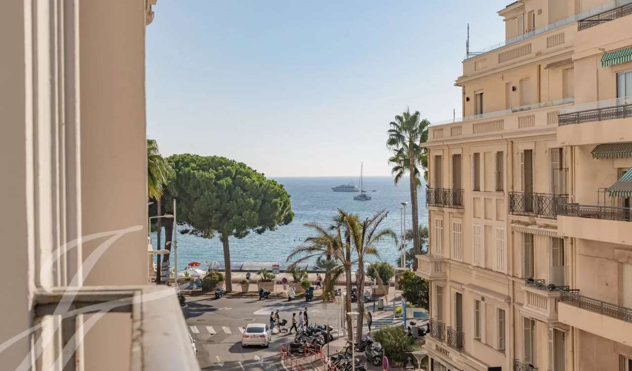 Vente Appartement 97m² 3 Pièces à Cannes (06400) - Agence John Taylor
