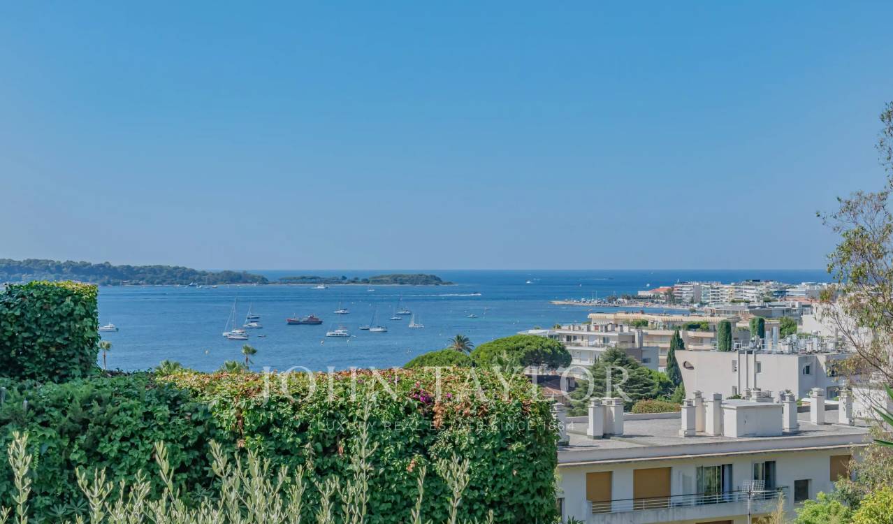 Appartement 4 pièces 96 m² · à Cannes · 96 m² · 990 000 €