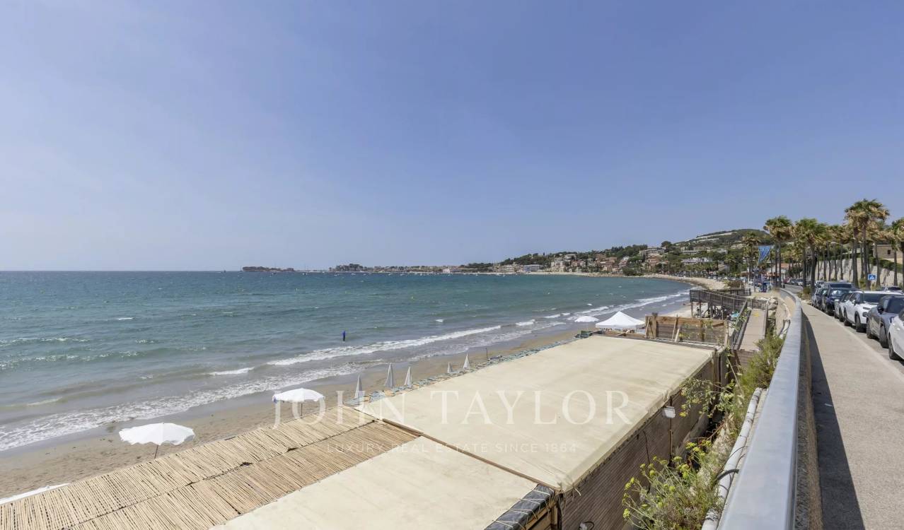 Appartement 4 pièces 107 m² · à Sanary-sur-Mer · 107 m² · 890 000 €
