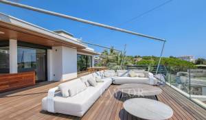 Vente Appartement villa Antibes