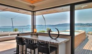 Vente Appartement villa Antibes