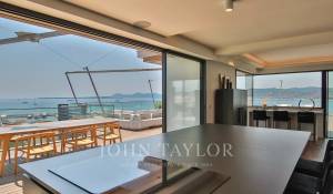 Vente Appartement villa Antibes