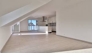 Vente Attique Rennaz