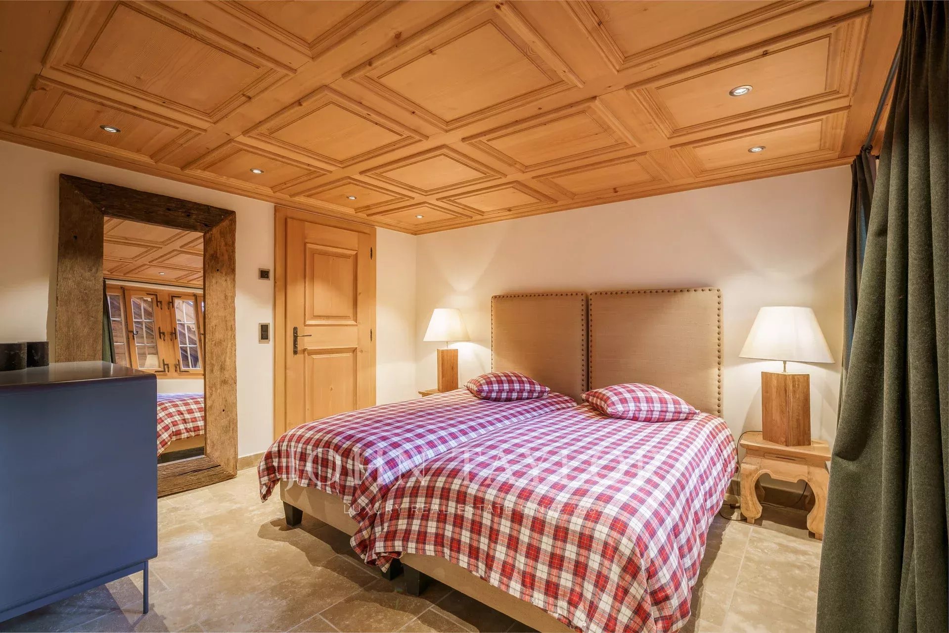 Annonce Vente Chalet Rougemont (1659), 7 Pièces refV0580GS