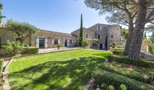 Vente Château Joucas