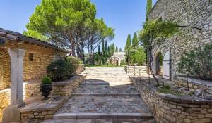 Vente Château Joucas