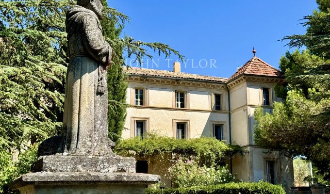 Vente Château Saint-Saturnin-lès-Apt