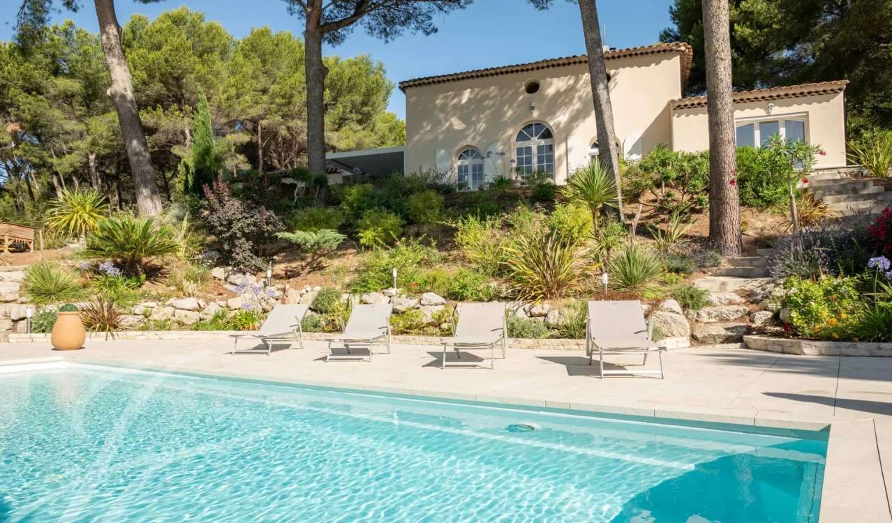 Vente Maison 200m² 7 Pièces à Aix en Provence (13100) - Agence John Taylor