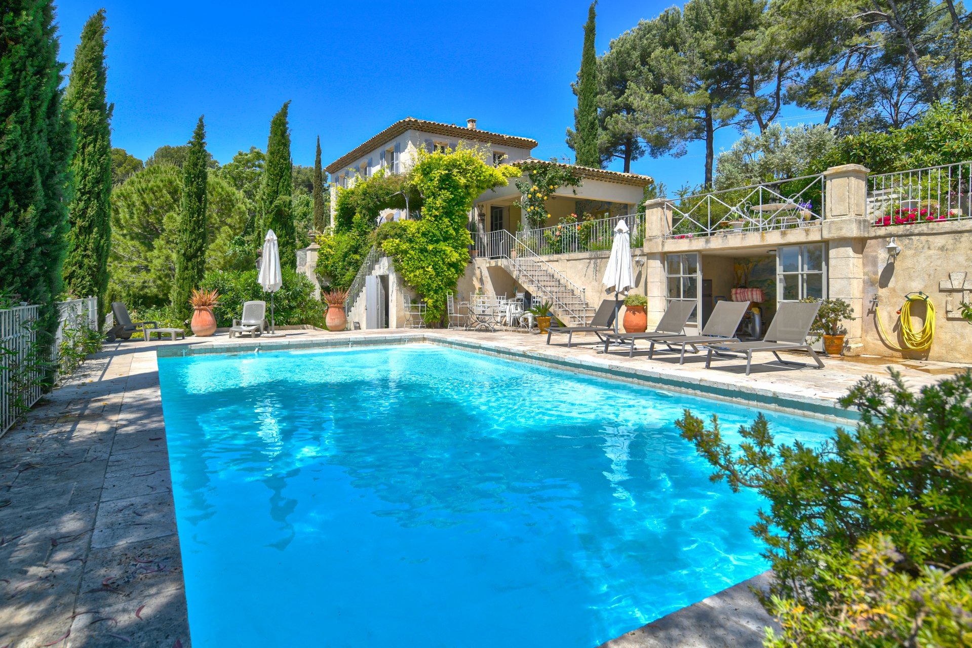 Annonce Vente Maison Aix-en-Provence (13100), 8 Pièces ref:V1758AP