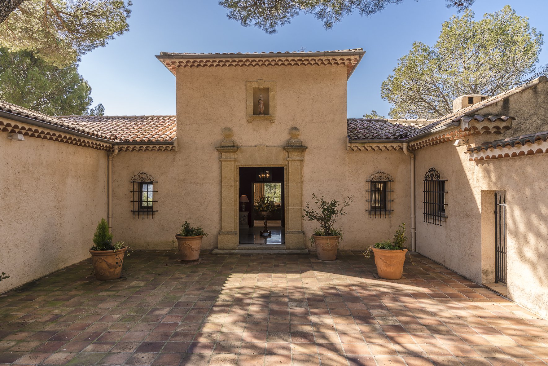 Annonce Vente Maison Aix-en-Provence (13100), 14 Pièces ref:V1763AP