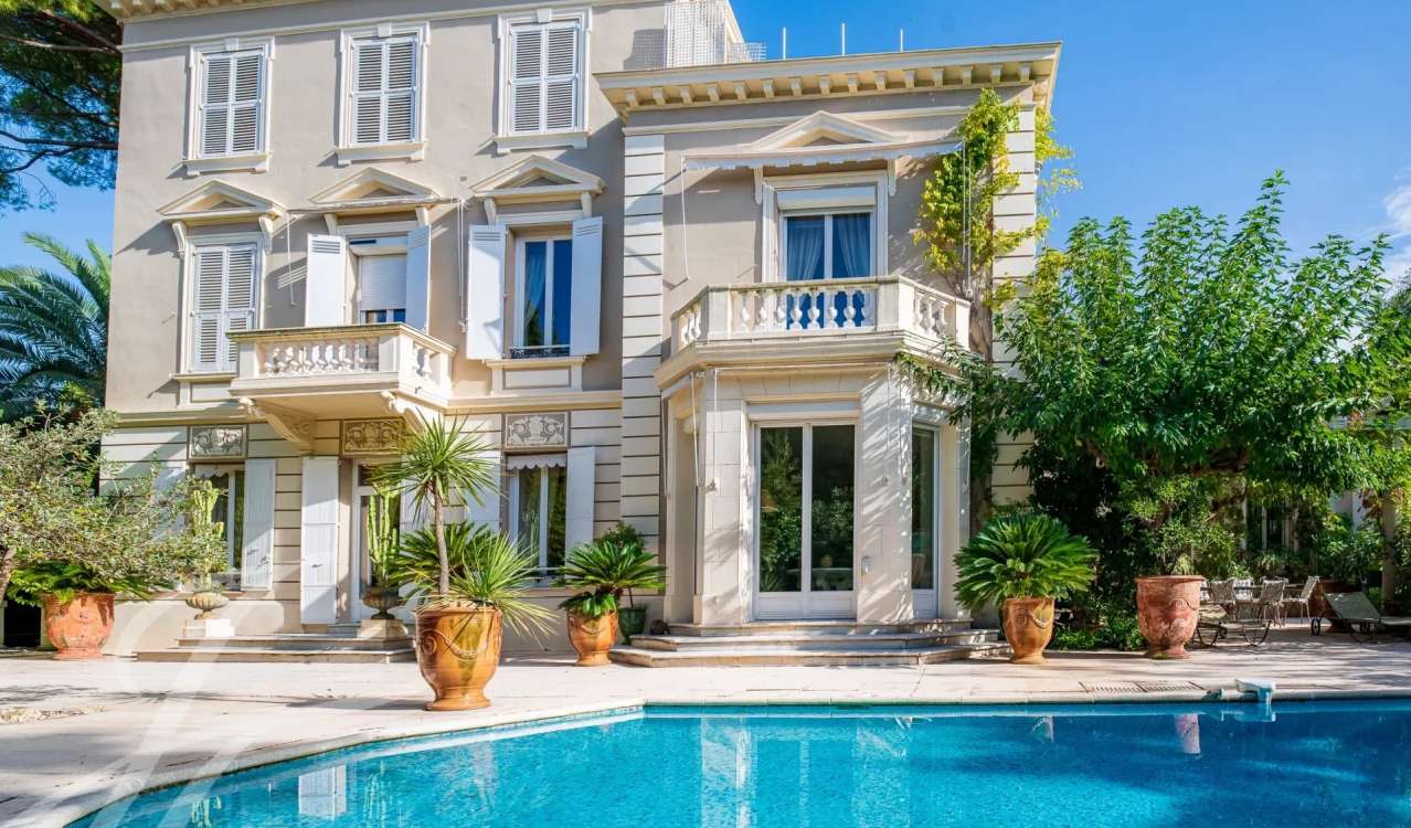 Vente Maison 460m² 10 Pièces à Cannes (06400) - Agence John Taylor