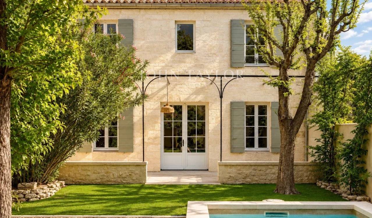 Maison 6 pièces 133 m² · à Maussane-les-Alpilles · 133 m² · 1 190 000 €