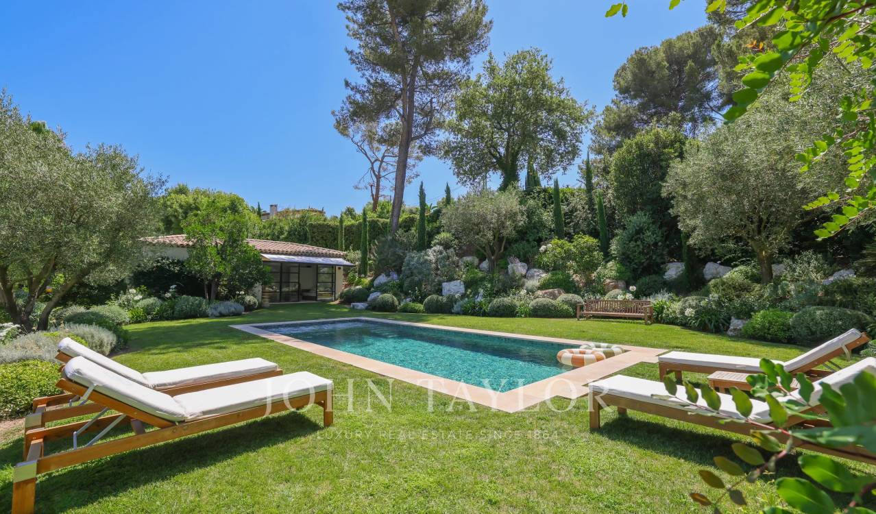 Maison 7 pièces 258 m² · à Le Cannet · 258 m² · 3 490 000 €