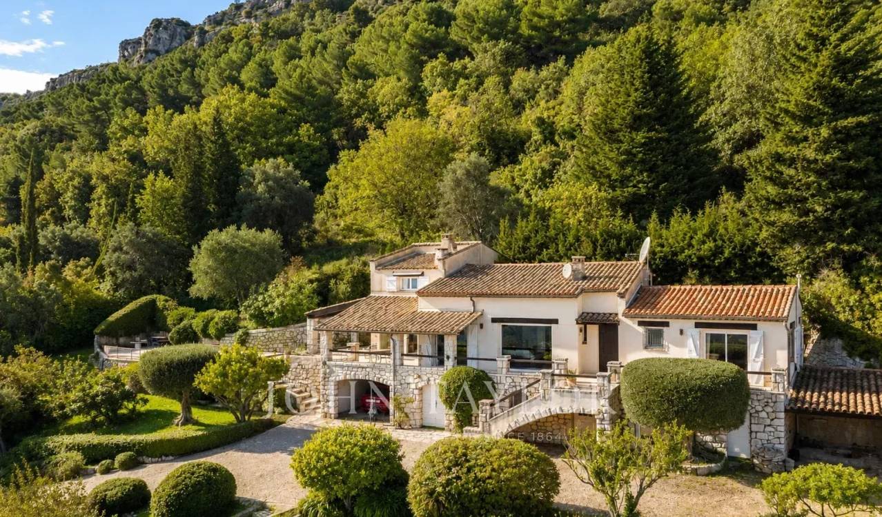 Maison 7 pièces 200 m² · à Vence · 200 m² · 1 490 000 €