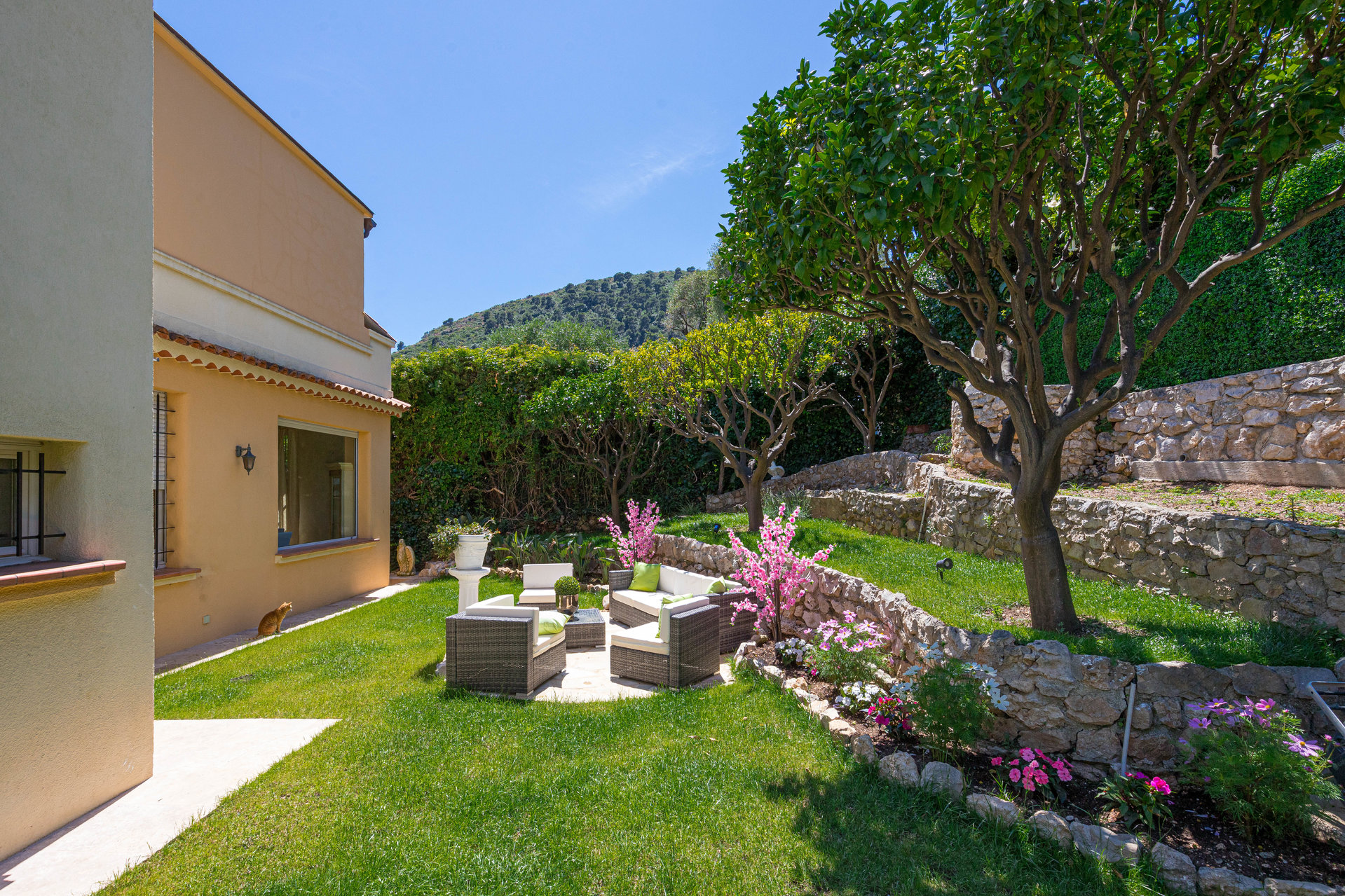 Annonce Vente Propriété Èze Bord de Mer (06360), 4 Pièces ref:V0779SJ