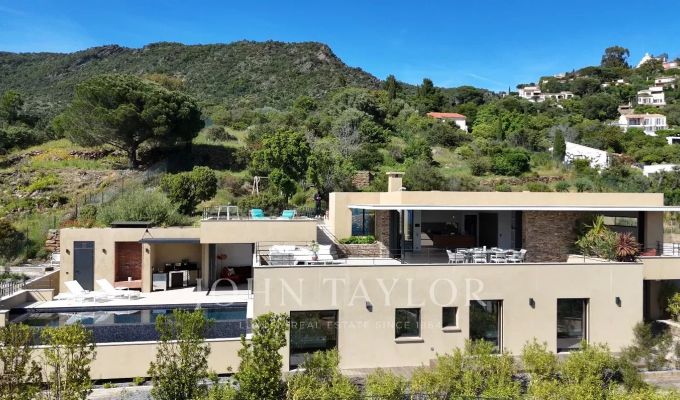 Vente Propriété Le Lavandou