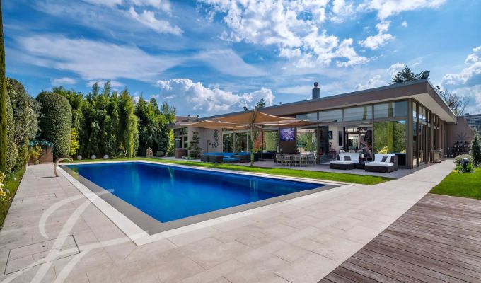 Vente Propriété Plan-les-Ouates