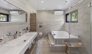 Vente Propriété Saint-Cyr-sur-Mer