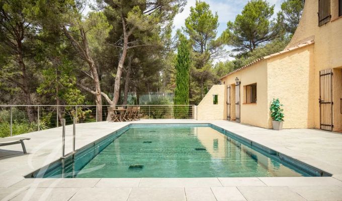 Vente Propriété Simiane-Collongue