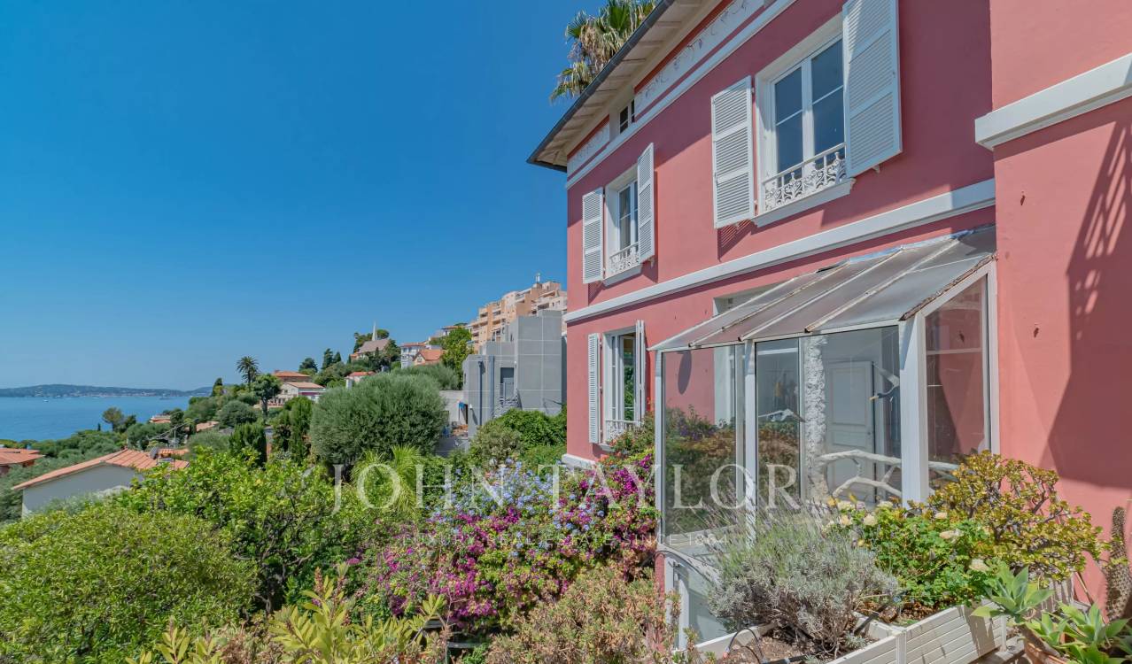 Maison 9 pièces 340 m² · à Cap-d'Ail · 340 m² · 4 450 000 €